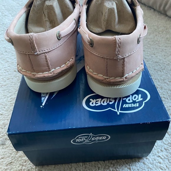 Sperry Topsider x J.Crew Pink Boatshoes Ribbon Laces 7.5 $98 EUC - Picture 3 of 5